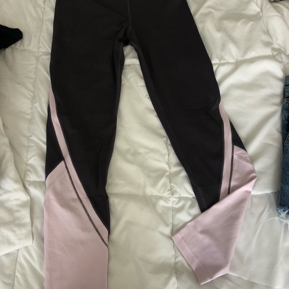 Athleta girls 3/4 leggings, new